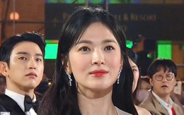Song Hye Kyo đoạt Baeksang: Vinh quang sau nhiều đau khổ