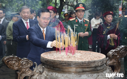 Chủ tịch nước dâng hương tưởng nhớ các vua Hùng trong ngày giỗ Tổ