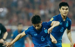 Bóng đá Thái Lan bị phạt gần nửa tỉ đồng vì pháo sáng ở AFF Cup