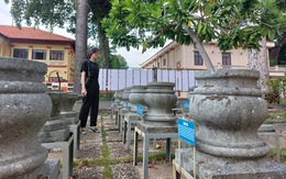 Người dân hiến tặng 37 táng đá kê cột cổ để bảo tồn