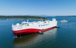 Lô xe VinFast VF 8 đầu tiên cập cảng Canada