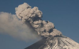 Mexico hủy lớp học nhiều nơi vì núi lửa hoạt động mạnh
