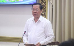 Chủ tịch TP.HCM Phan Văn Mãi: Nên chăng có chính sách an sinh như đợt COVID-19 vừa qua?