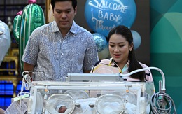 Con gái ông Thaksin khoe con mới sinh, trở lại cuộc đua thủ tướng Thái Lan