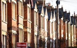 Chi phí vay tăng đẩy giá thuê nhà ở Anh lên mức kỷ lục