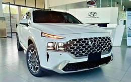 Tin tức giá xe: Hyundai Santa Fe ‘dọn kho’ giảm 200 triệu đồng