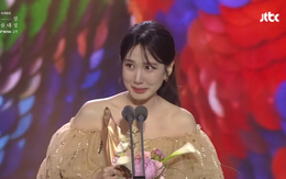 Park Eun Bin bị chế giễu vì màn khóc lóc khi nhận giải Daesang