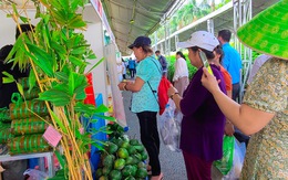 ‘Săn’ giống cây lạ tại Hội chợ triển lãm giống, nông nghiệp công nghệ cao 2023