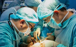 Bệnh viện Nhi đồng 2 ghép gan trở lại, Bộ Y tế khẳng định ‘ủng hộ’