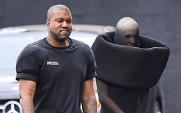 Kanye West và vợ mới gây sốc với thời trang kỳ quặc