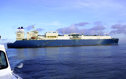Tàu chở 70.000 tấn LNG cập cảng Bà Rịa - Vũng Tàu