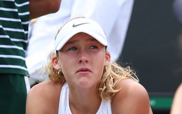 Ném vợt bị trừ điểm, tay vợt 16 tuổi Andreeva từ chối bắt tay trọng tài