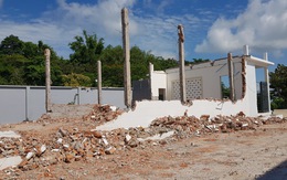 ‘Biệt thự’ xây dựng trái phép ở núi Sập đã tháo dỡ gần xong