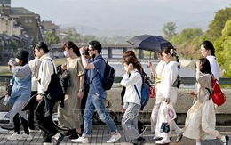 Nhật đối mặt với mùa hè 'cực nóng', hàng trăm người nhập viện do sốc nhiệt