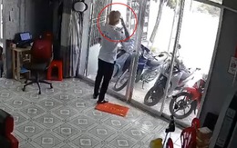 Khách hàng, chủ tiệm và nhân viên thay phiên đập mặt vào cửa kính