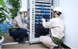 Nhân viên bảo trì điện làm công việc gì?