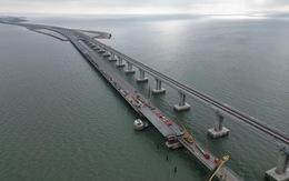 Nga xác nhận xảy ra biến cố trên cầu nối bán đảo Crimea với Nga