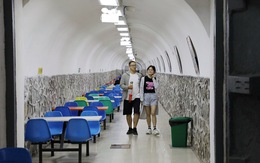 Trung Quốc mở hầm trú bom cho dân vào tránh nóng