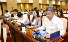 Nhiều ý kiến trái chiều, Hà Nội vẫn quyết quy định 15m² mới được đăng ký thường trú ở nội thành