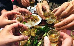 Nguy cơ tử vong ở người uống rượu không ăn cơm