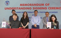 Học viện bóng đá Park Hang Seo chọn Bệnh viện Đông Đô theo dõi sức khỏe cầu thủ