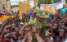 Phương Tây gây áp lực với chính quyền đảo chính Niger