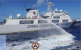 Vụ tàu Philippines 'bị bắn vòi rồng' ở Biển Đông: Mỹ, Trung Quốc cùng lên tiếng