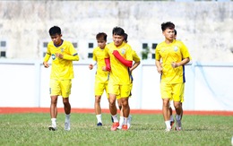 Vì sao các đội trẻ Sông Lam Nghệ An phải 'ăn đong'?