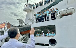 Đoàn đại biểu TP.HCM đi thăm quân dân vùng biển đảo Tây Nam