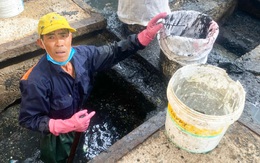 Bao ni lông 'bức tử' cống rãnh ở Đà Nẵng, 'thoát nước đằng trời'