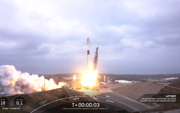 SpaceX phóng 13 vệ tinh quân sự cho Lực lượng không gian Mỹ