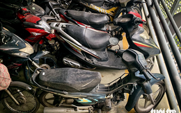 Cách nào xử lý hàng trăm xe máy bị ‘bỏ quên’ ở sân bay Tân Sơn Nhất?