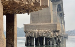 Khai thác cát khiến cầu nối Hà Nội với Phú Thọ bị xói lở
