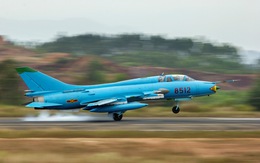 Phi công lái Su-22 bị rơi kể lại quyết định sinh tử