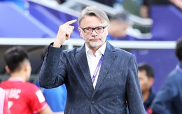 HLV Philippe Troussier cần sự ủng hộ