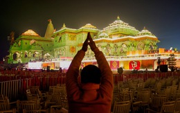Ấn Độ khánh thành ngôi đền Hindu gây tranh cãi