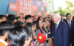 Tổng thống Đức gặp sinh viên Trường đại học Việt - Đức