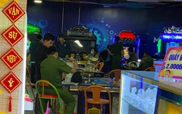 Bắt quả tang đánh bạc bằng game bắn cá trong trung tâm thương mại ở Quảng Ngãi