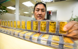 Chuyên gia sốt ruột khi 400 tấn vàng nằm trong dân, cần bỏ độc quyền vàng miếng SJC