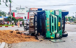 Sau vụ xe tải lật đè chết 3 người, chủ tịch Bình Định yêu cầu xử lý nghiêm xe vi phạm