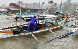 Bão Usagi quét qua đảo Luzon, đi vào Biển Đông, trở thành bão số 9