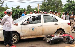 Khi giấy phép lái xe đặt trên bàn thờ