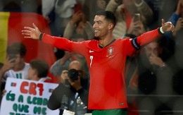 Ronaldo sẽ 'bùng nổ' kênh YouTube riêng với khách mời đặc biệt