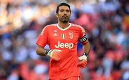 Thủ môn Buffon từng từ chối gia nhập Barca sau một bài hát