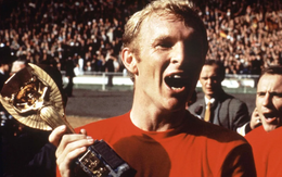 Áo đấu 30 tỉ đồng của Bobby Moore lộ diện sau 30 năm mất tích