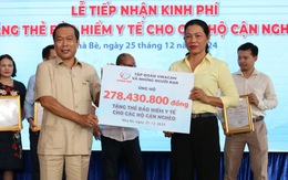 Hơn 1.000 thẻ bảo hiểm y tế tặng hộ cận nghèo