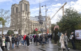 Notre-Dame mang hy vọng trở lại nước Pháp