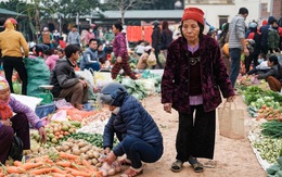 Khoảnh khắc Tết của tôi: Nhớ chợ quê cùng Tết rét mướt năm xưa