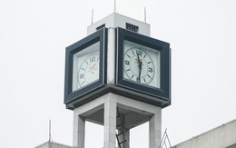 Chiếc đồng hồ 'chết' nằm giữa trung tâm một quận ở Hà Nội