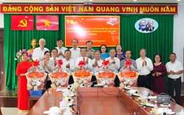 Phó bí thư Nguyễn Phước Lộc tuyên dương bí thư khu phố tiêu biểu
